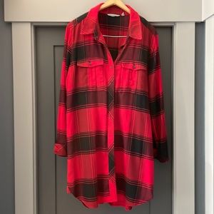 Athleta tunic length flannel shirt size large.